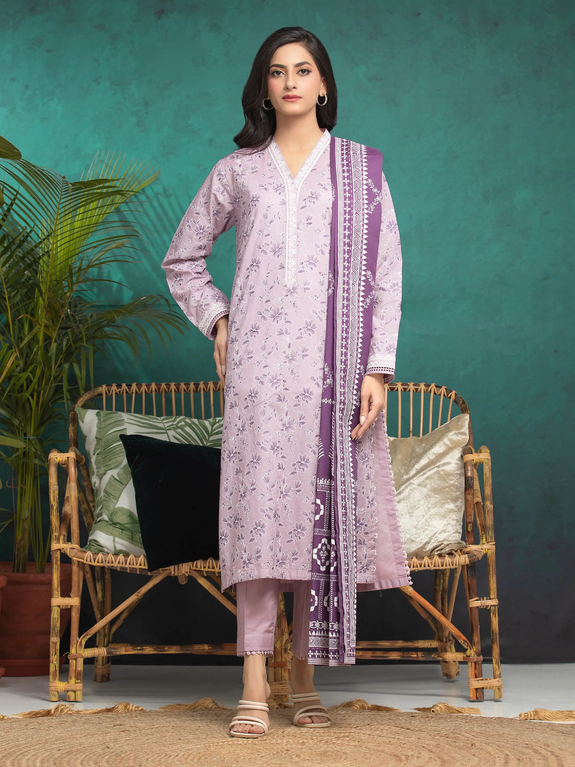 Unstitched Lavender Embroidered Cambric 3 Piece - EWU24V2-31007-3P