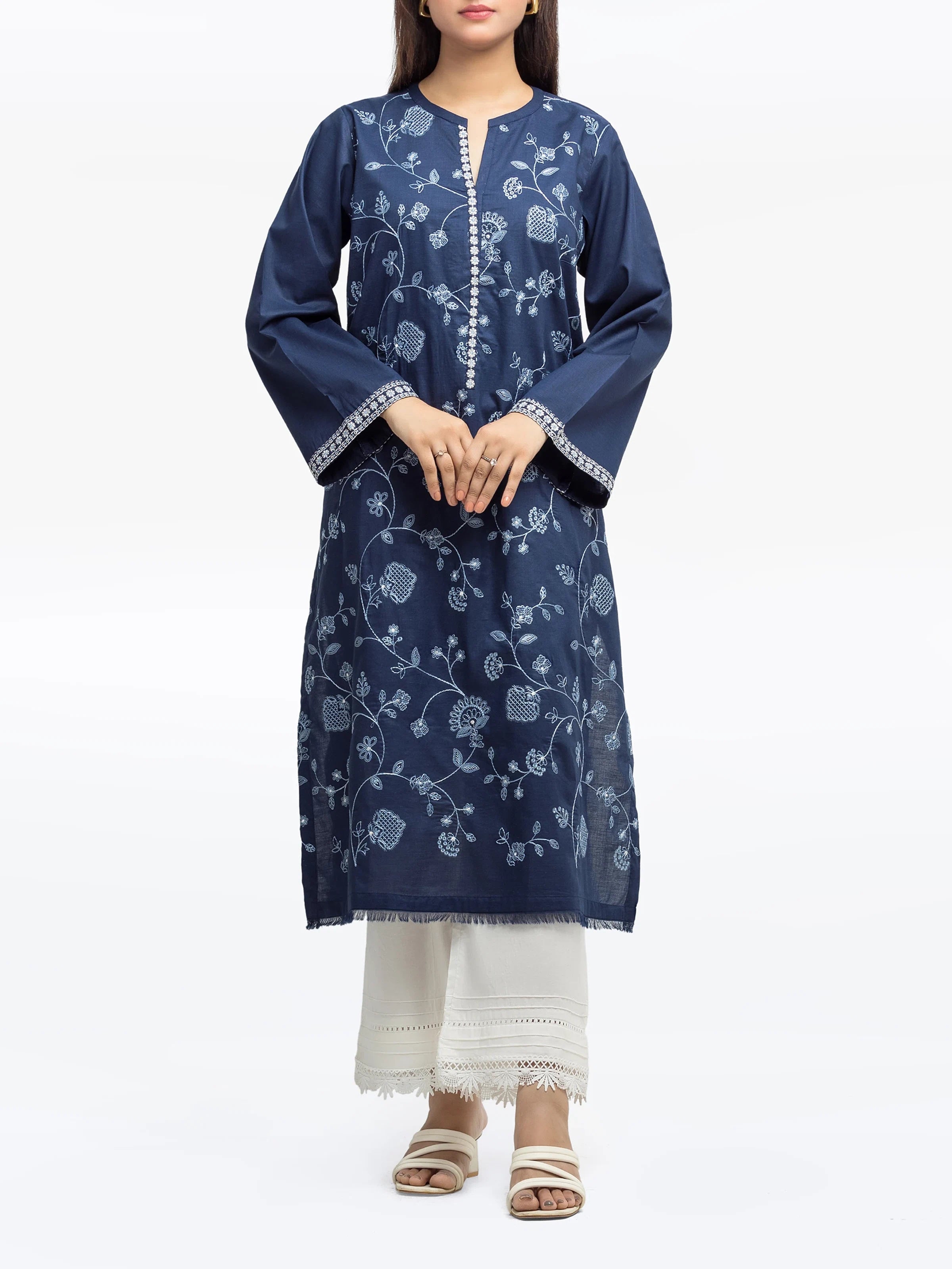 Pret 1Pc Embroidered Cambric Shirt - EWTKE25-81600S