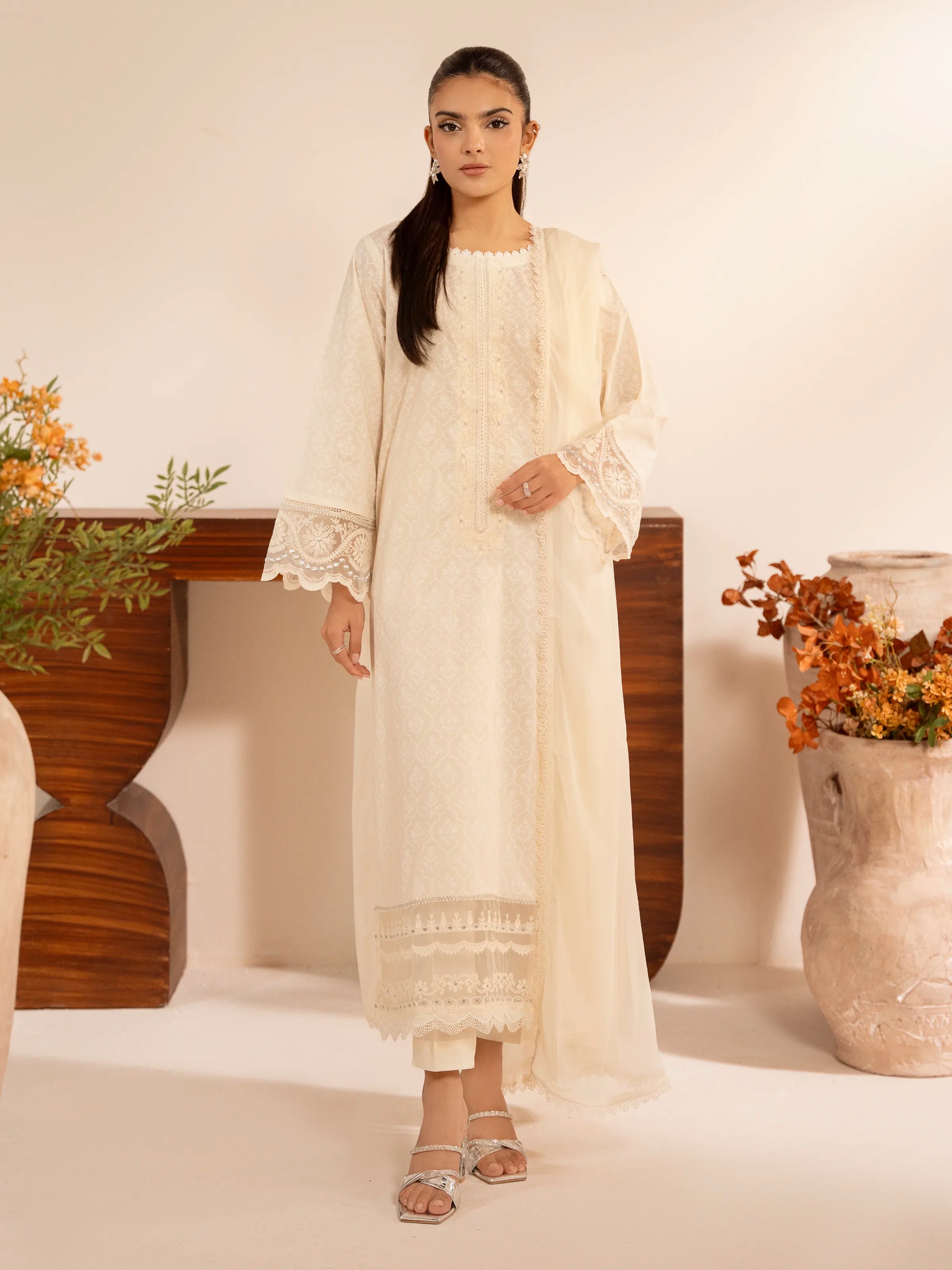 Pret 3Pc Embroidered Cambric Suit - EWTKE24-81058-3P