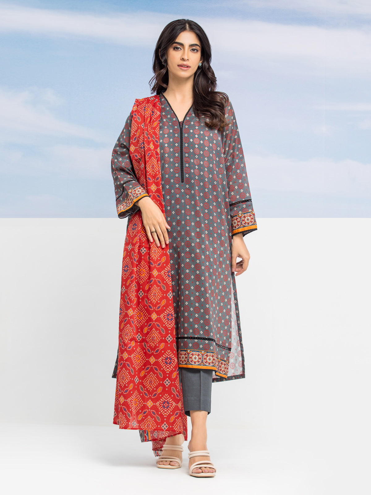 edenrobe Women's Dark Grey Unstitched 3Pc Lawn - EWU24A1-28046-3P ...