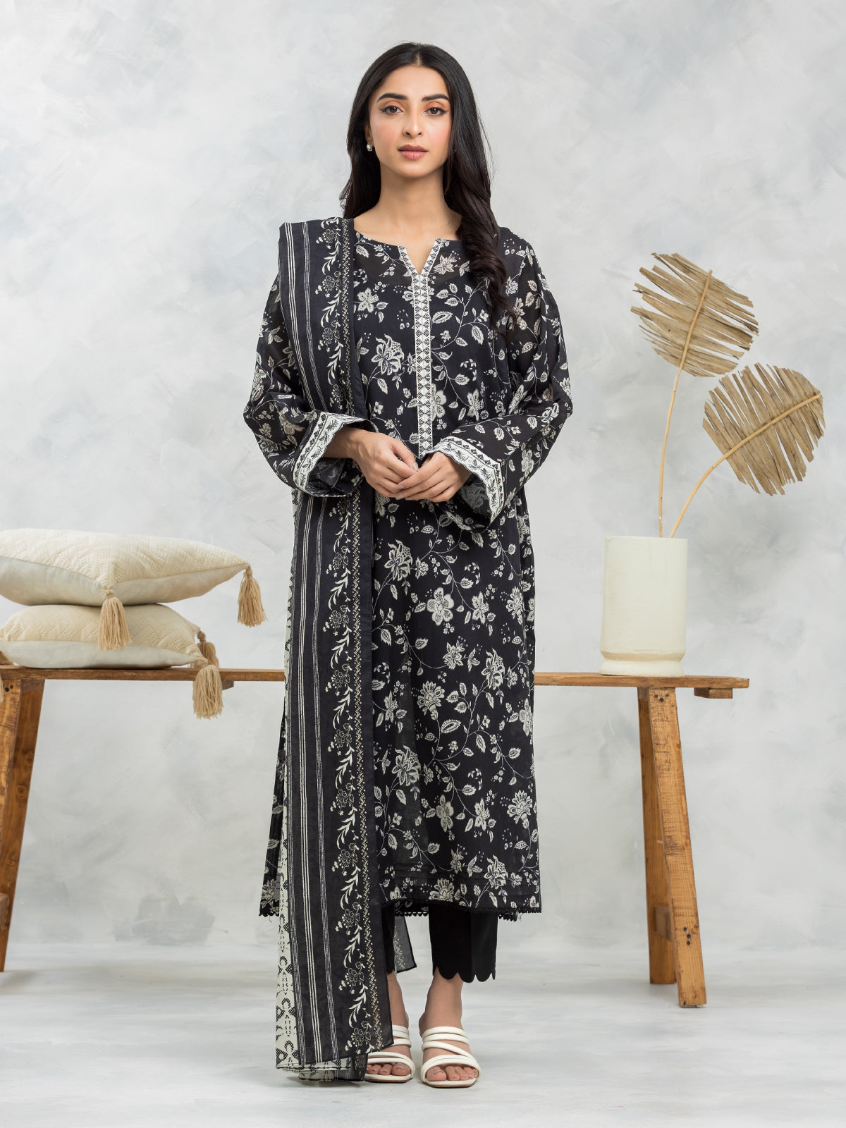 Unstitched Black Printed Lawn 3 Piece - EWU24A1-29233-3P