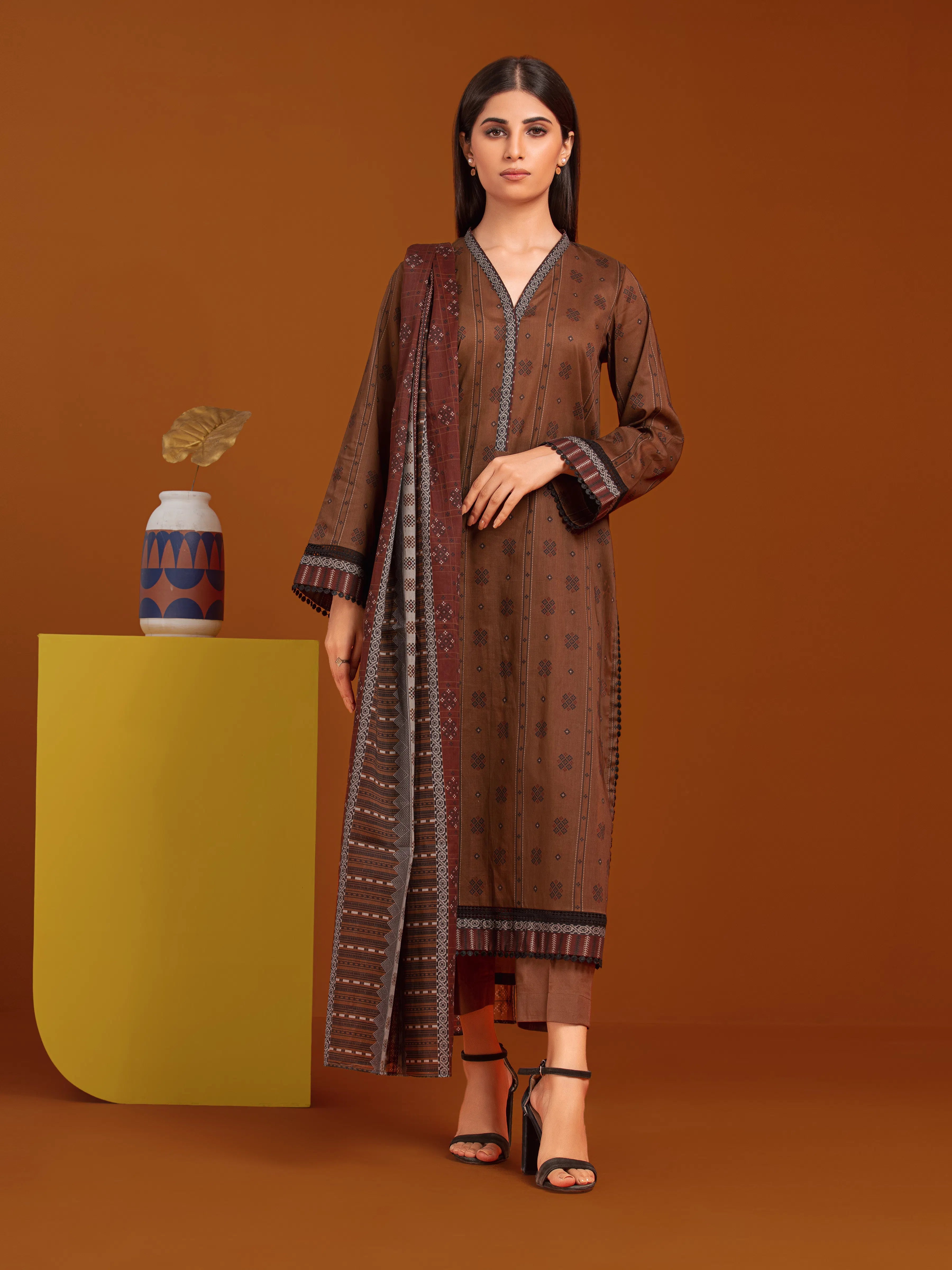 Unstitched Brown Printed Khaddar 3 Piece - EWU24A3-27013-3P