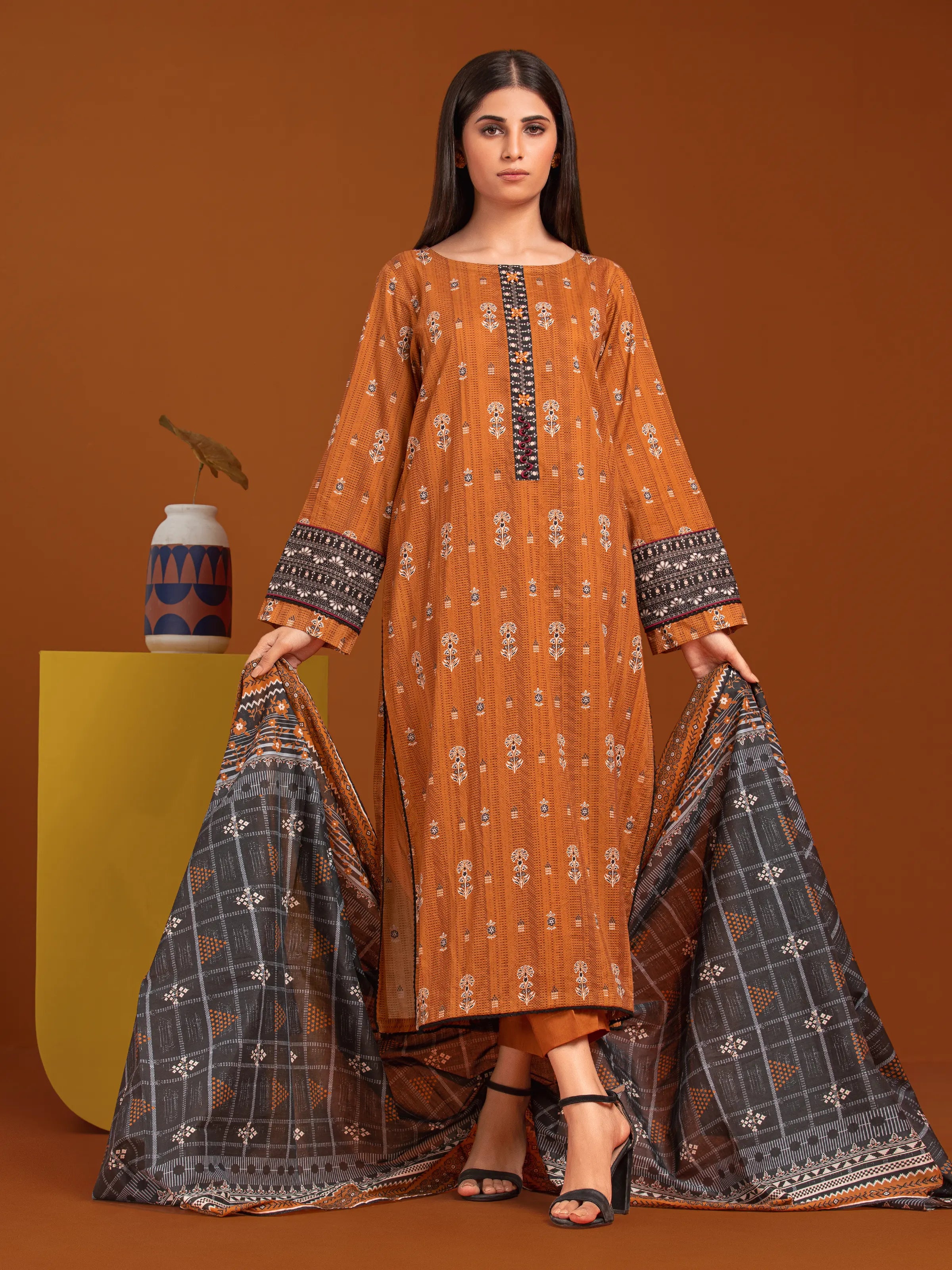 Unstitched Camel Brown Printed Khaddar 3 Piece - EWU24A3-27141-3P