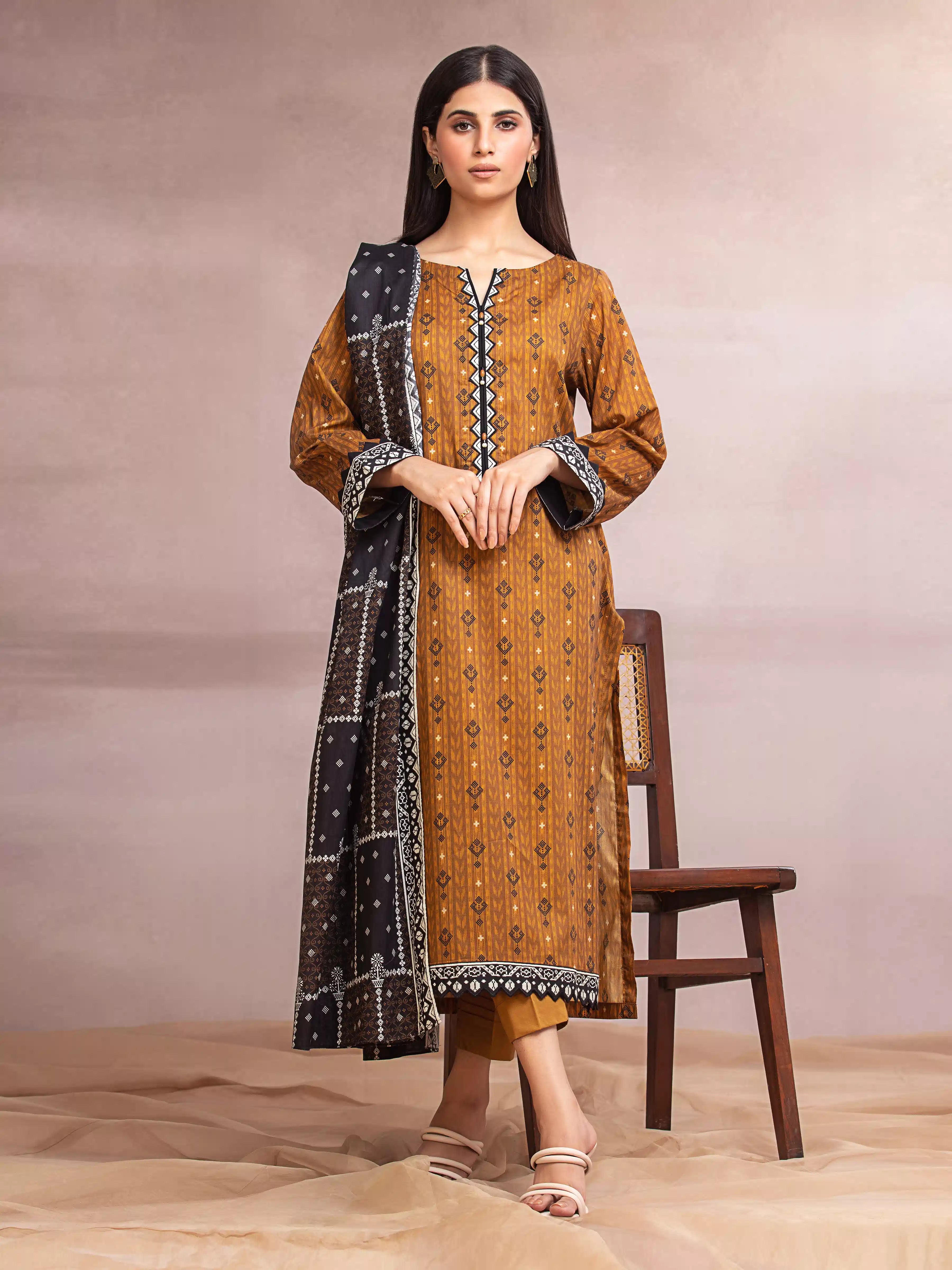 Unstitched Bronze Printed Khaddar 3 Piece - EWU24A3-27142-3P