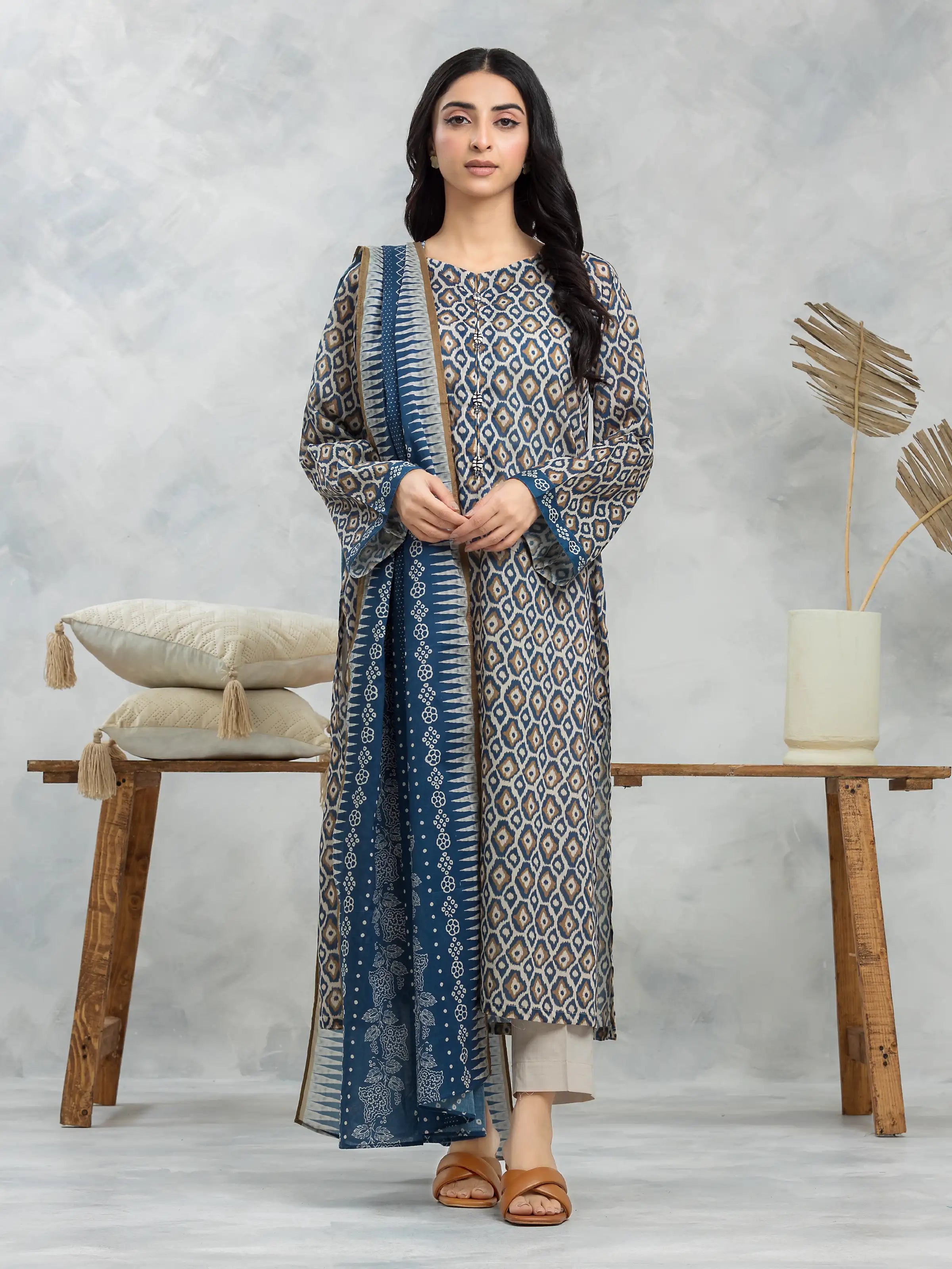 Unstitched Beige Multi Printed Khaddar 3 Piece - EWU24A3-28143-3P