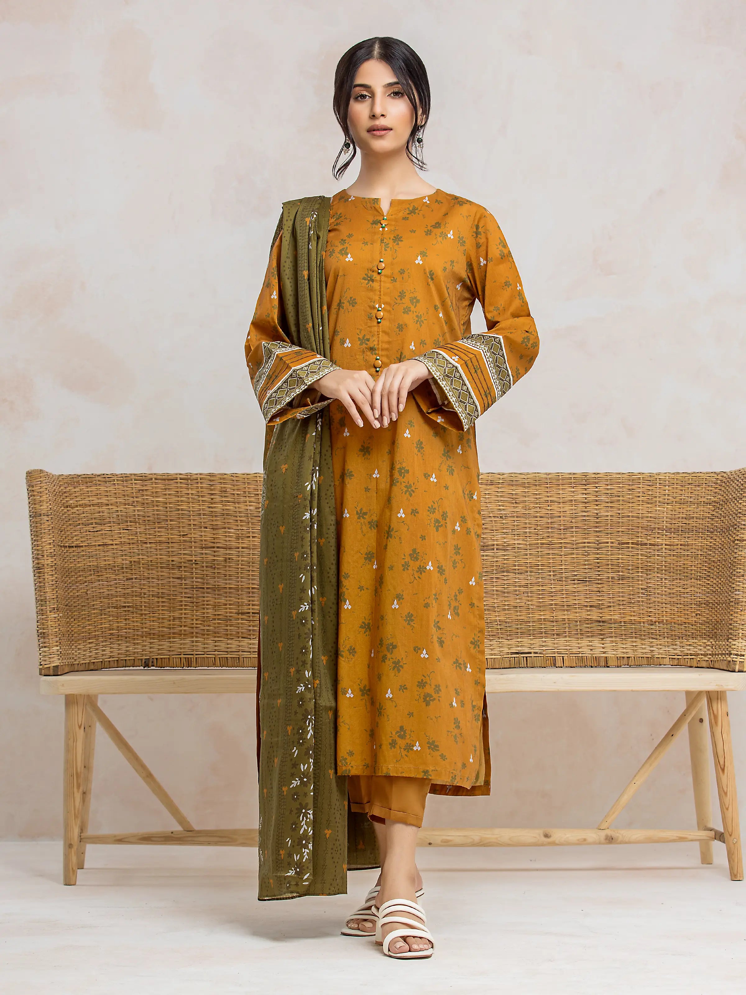 Unstitched Bronze Printed Khaddar 3 Piece - EWU24A3-28179-3P