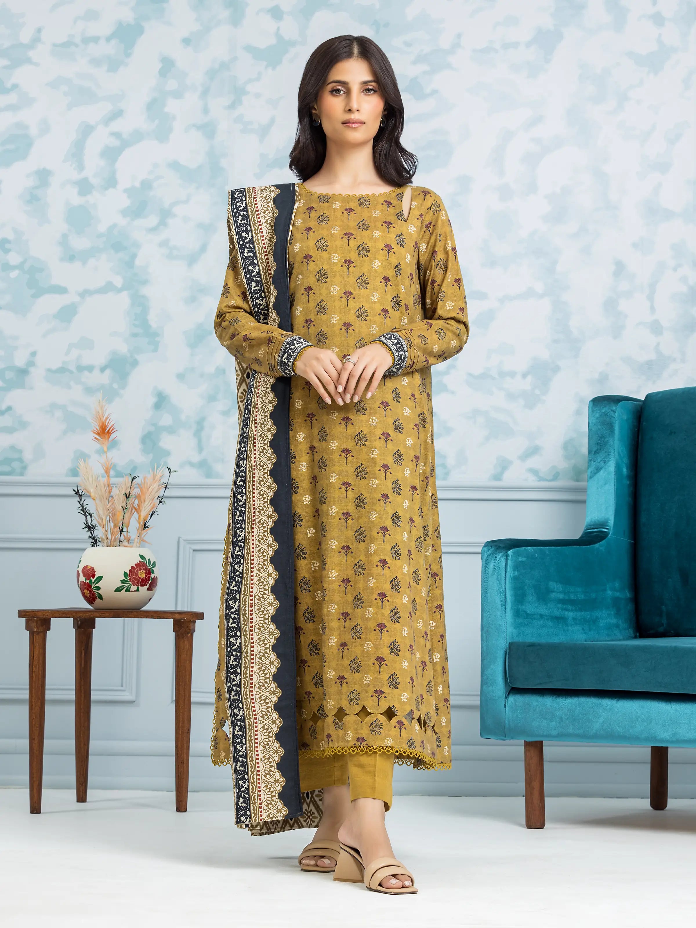 Unstitched Golden Printed Khaddar 3 Piece - EWU24A3-29311-3P