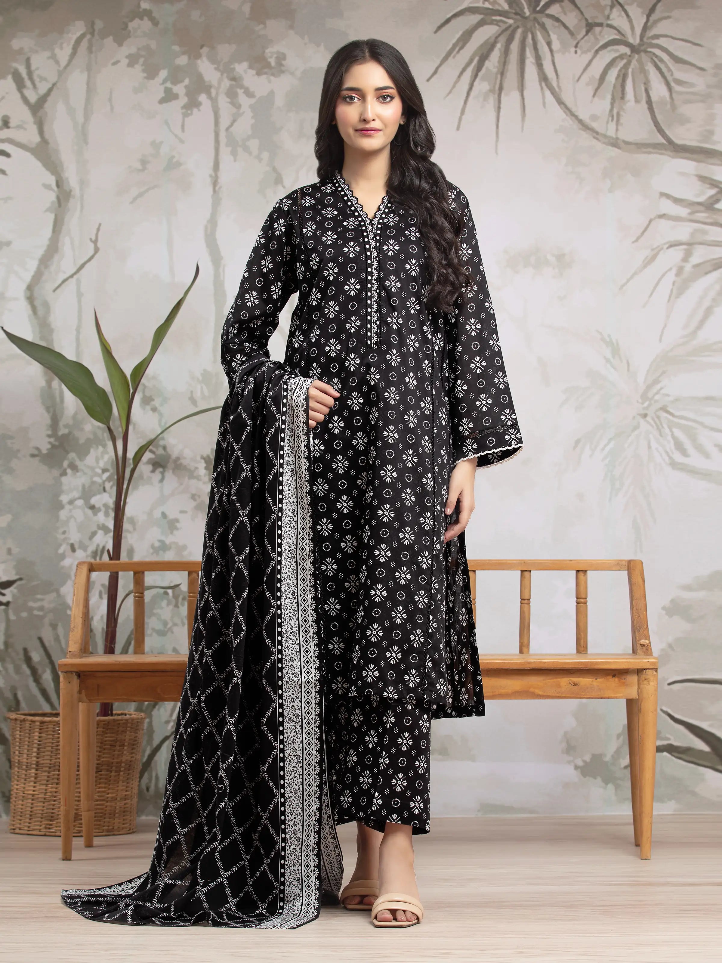 Unstitched Black Printed Khaddar 3 Piece - EWU24A3-29613-3P