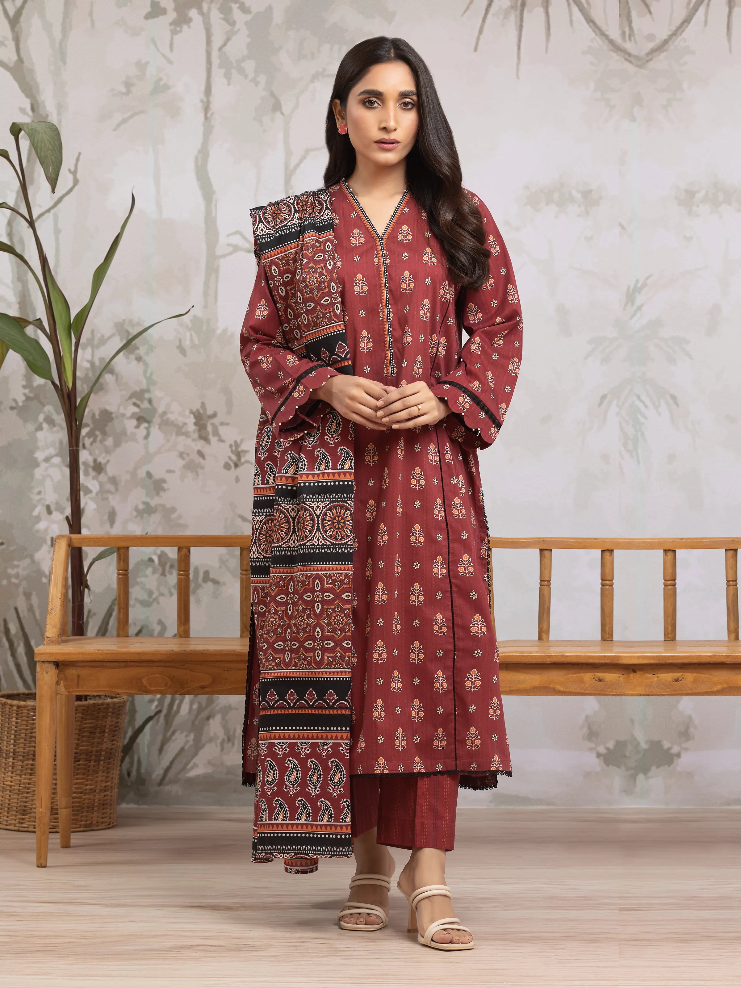 Unstitched Maroon Printed Khaddar 3 Piece - EWU24A3-29645-3P