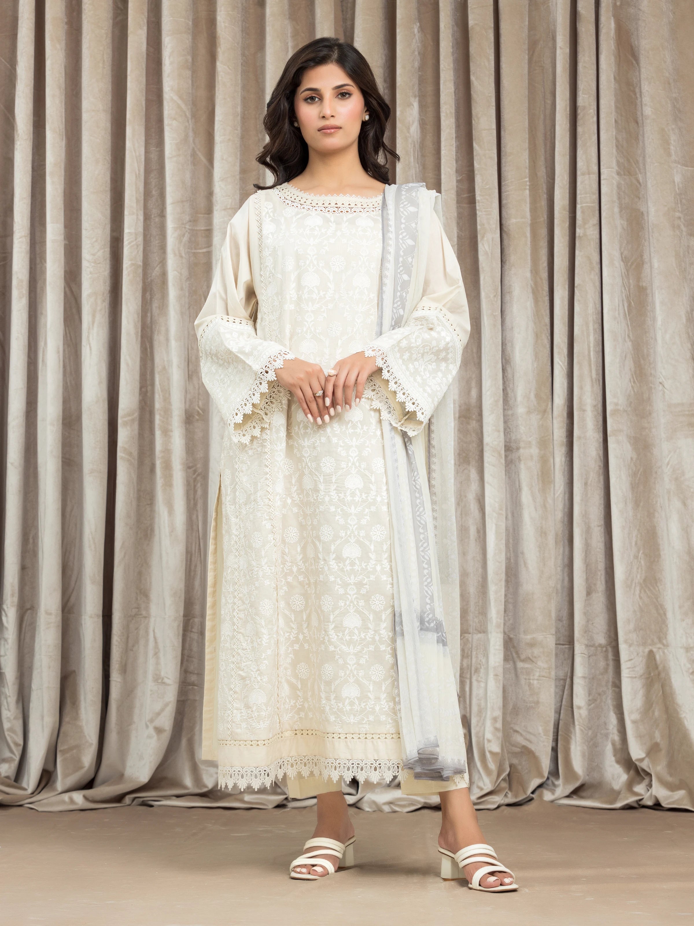 Unstitched Cream Embroidered Cambric 3 Piece - EWU24V2-28624-3P