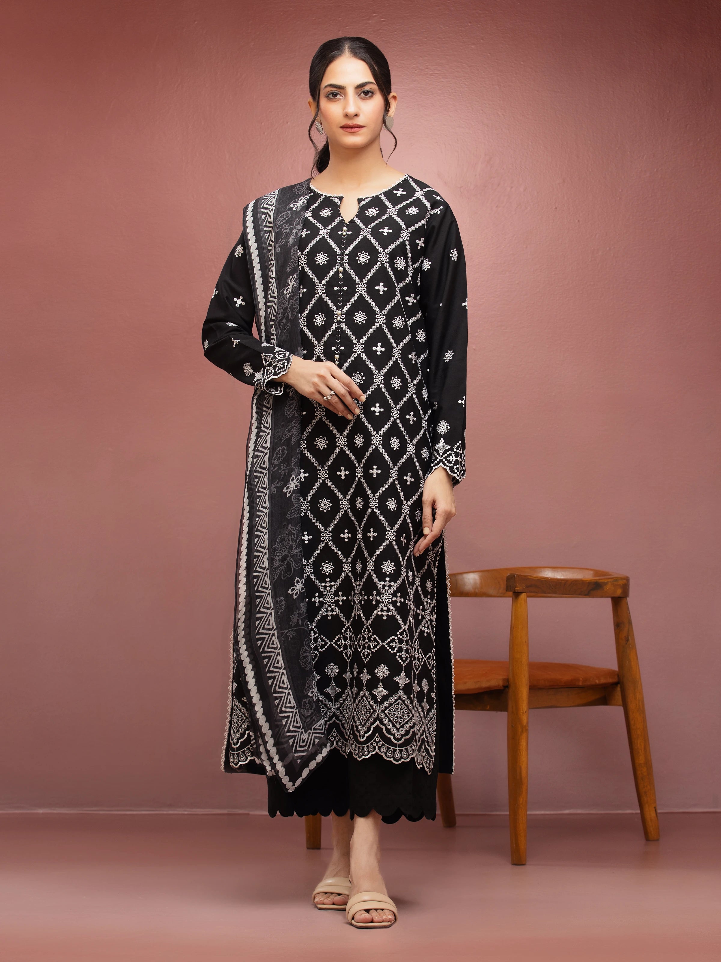 Unstitched Black Embroidered Cambric 3 Piece - EWU5V2-31002-3P