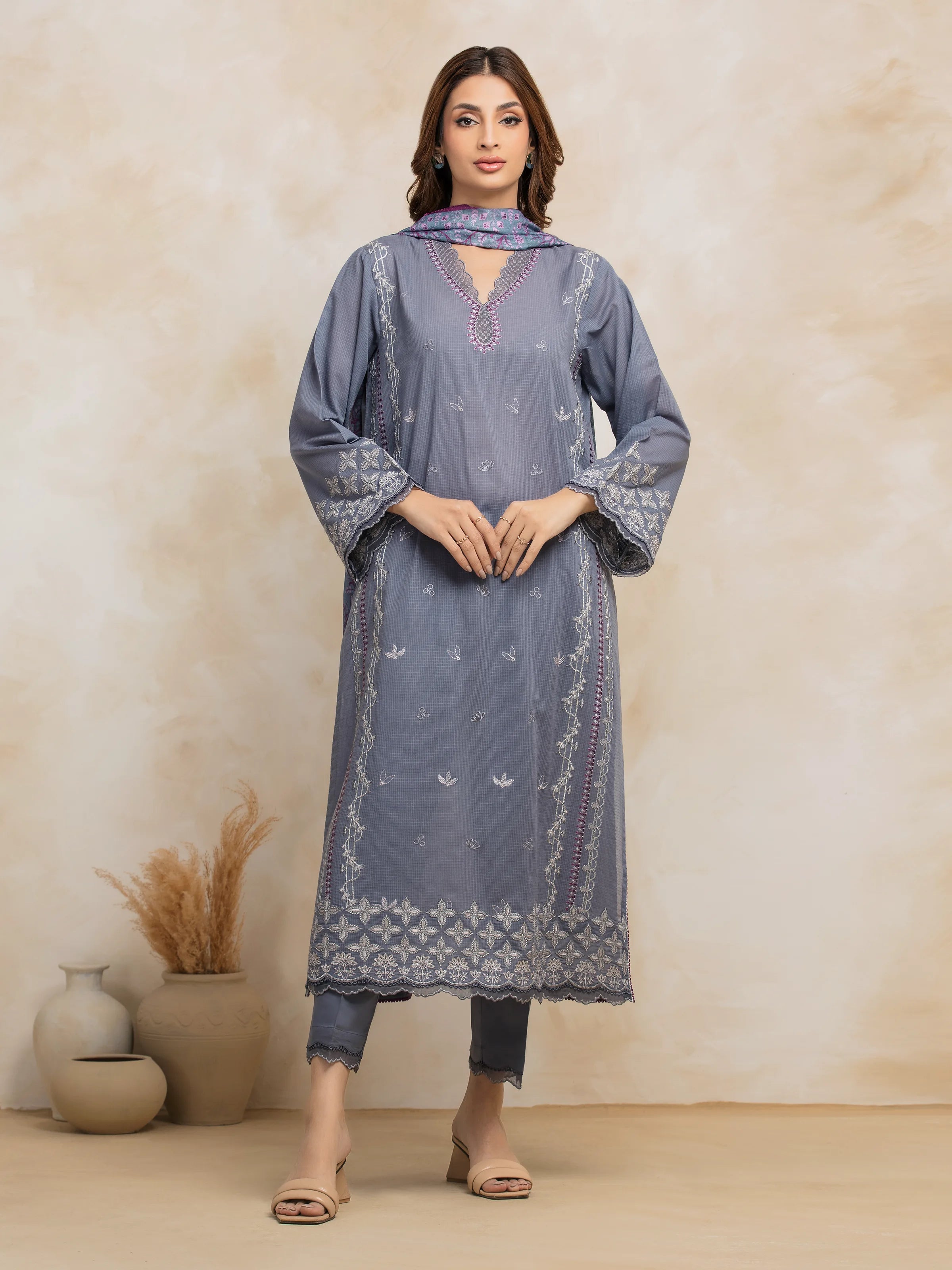 Unstitched Grey Embroidered Lawn 3 Piece - EWU5V1-31227-3P