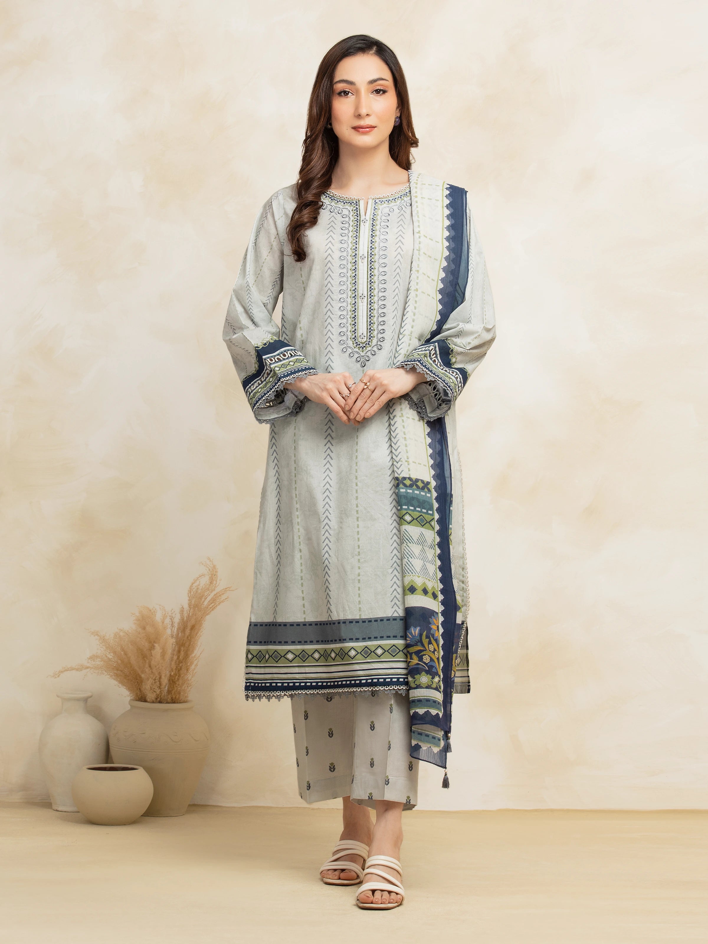 Unstitched Light Grey Embroidered Lawn 3 Piece - EWU5V1-31320-3P