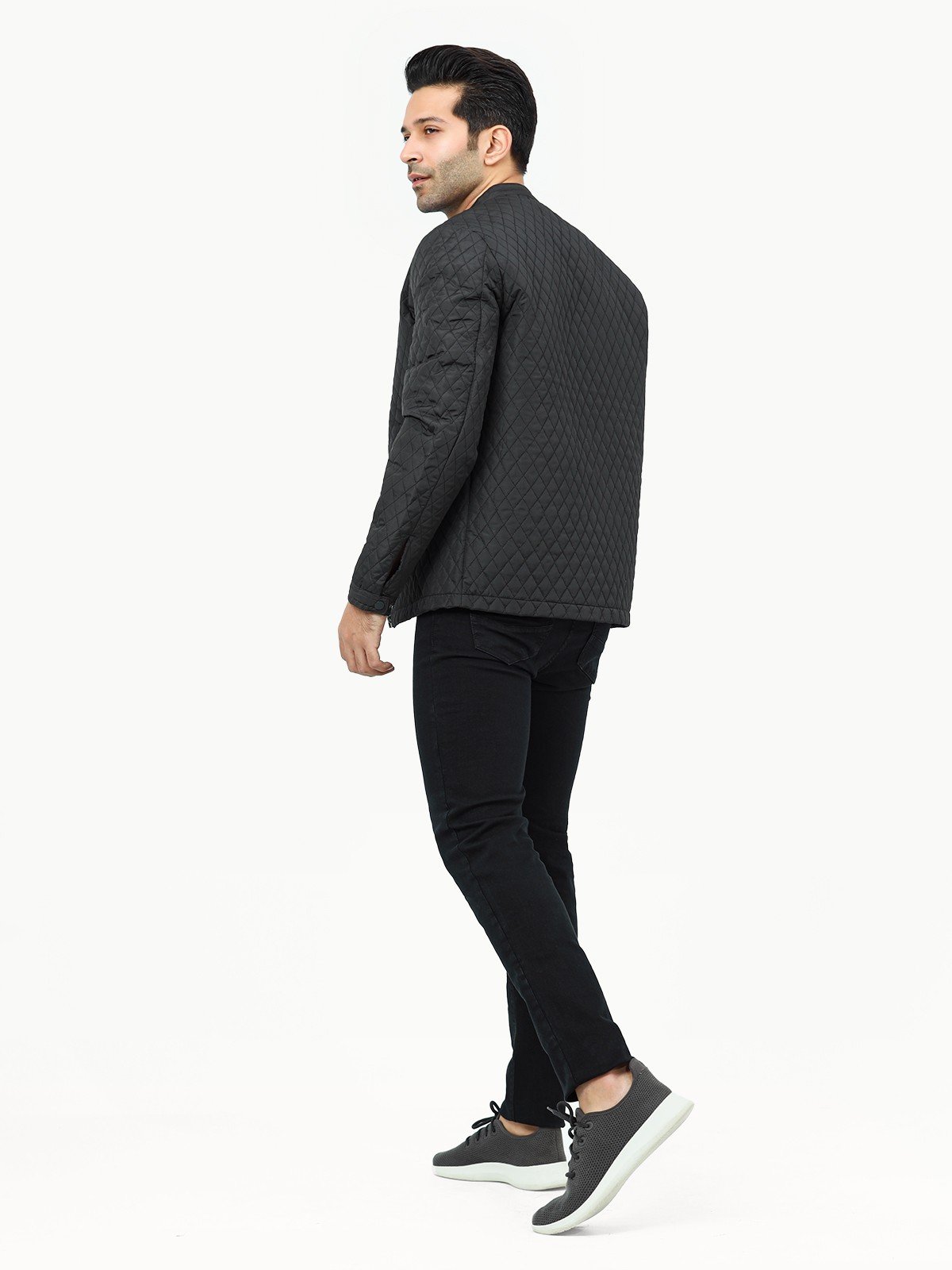 edenrobe Men's Black Jacket - EMTJ22-002 – edenrobe Pakistan