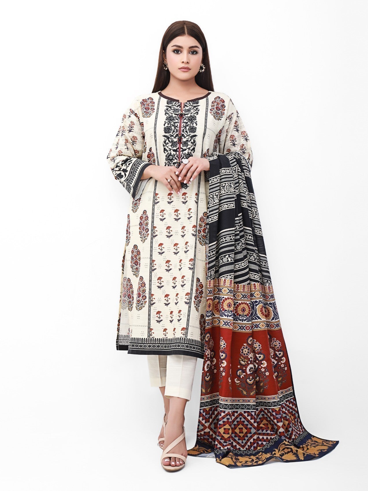 Pret 3Pc Embroidered Khaddar Suit - EWTKE22-67910 (3P)