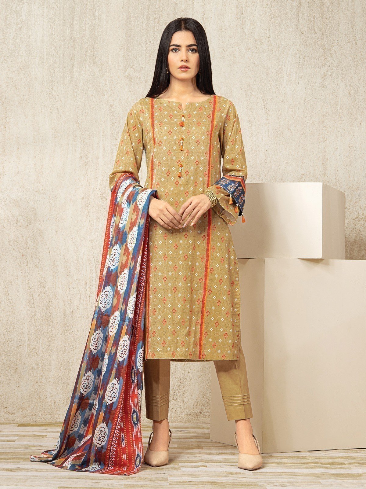 EWU23A1-26012 Unstitched Beige Printed Lawn 3 Piece